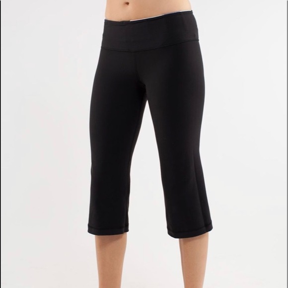 Lululemon Groove Crop - Picture 7 of 7